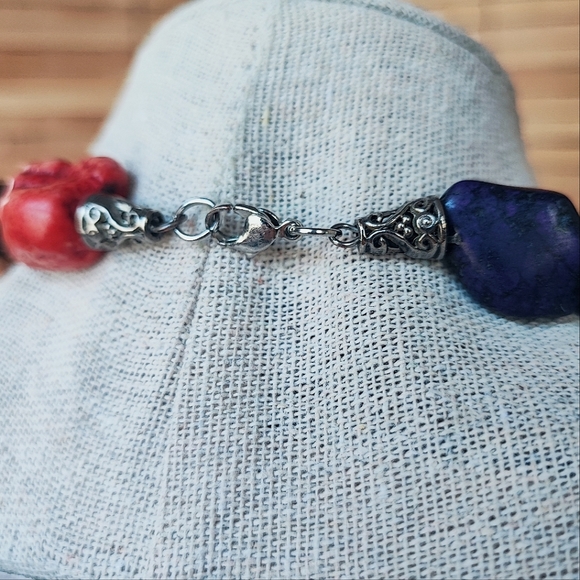 Dyed Howlite Fat Heavy Chunky Faux Turquoise Stone Necklace Silver Tone NWOT - Picture 3 of 9